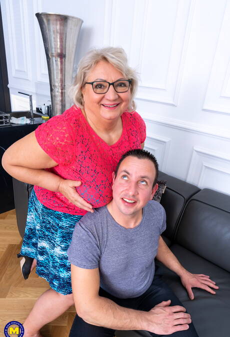 Mature NL are pleased to offer you xxx pictures featuring teen miss in hard fuck scene