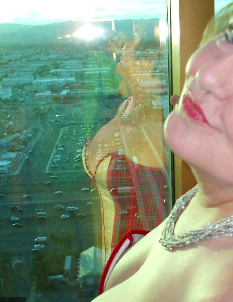 TAC Amateurs photo collection featuring Busty Bliss xxx gallery 274219