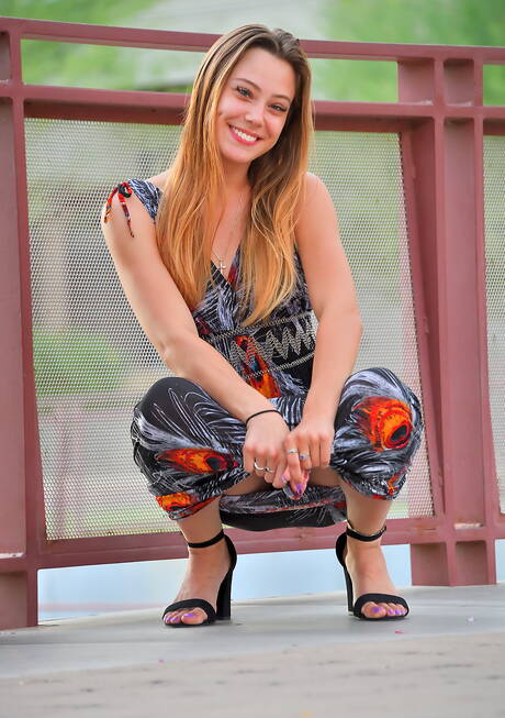 FTV Girls pleased to share with you a free xxx photo gallery with Avery in sex scene with dick in the ass